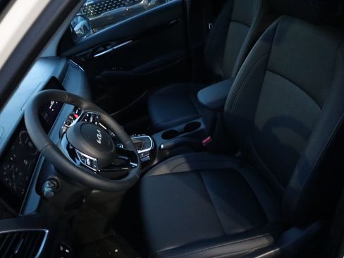 New 2026 Kia Seltos EX AWD/4WD image 19