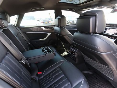 Used 2021 Audi A7 e Prestige w/ Prestige Package image 55