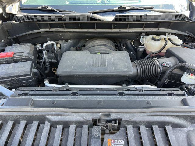 Used 2019 Chevrolet Silverado 1500 LT w/ All-Star Edition AWD/4WD image 30