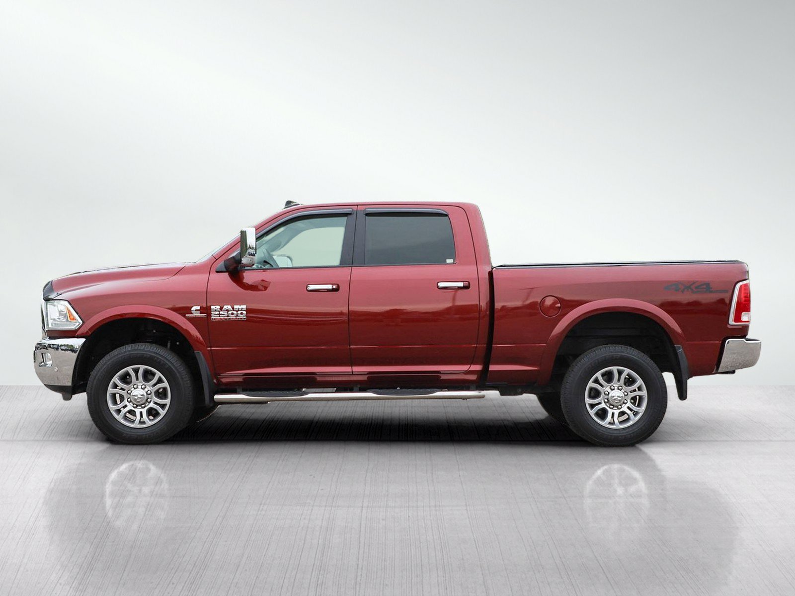 Used 2016 RAM 2500 Laramie AWD/4WD image 2