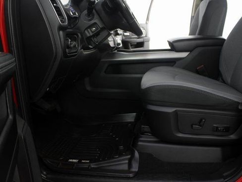 Used 2019 RAM 2500 Big Horn image 15