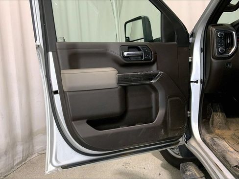 Used 2021 Chevrolet Silverado 3500 LTZ w/ LTZ Convenience Package AWD/4WD image 21