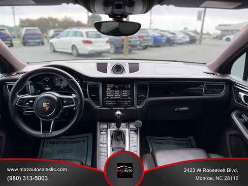 Used 2015 Porsche Macan S w/ Premium Package Plus AWD/4WD image 8