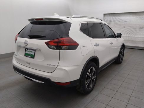 Used 2020 Nissan Rogue SV w/ Premium Package AWD/4WD image 9