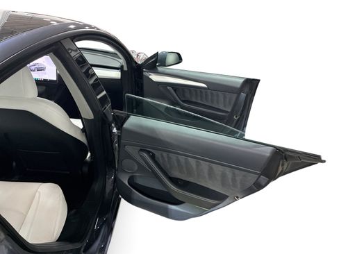Certified 2022 Tesla Model 3 Long Range AWD/4WD image 9