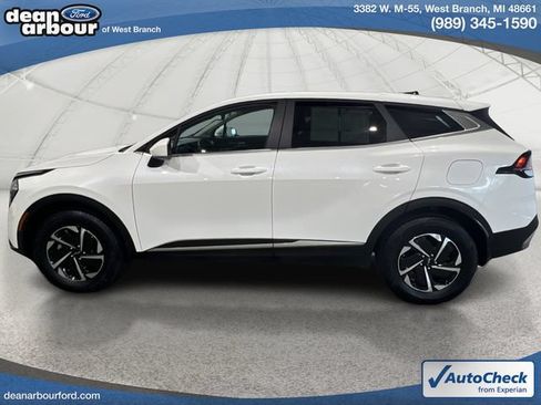 Used 2023 Kia Sportage LX AWD/4WD image 6