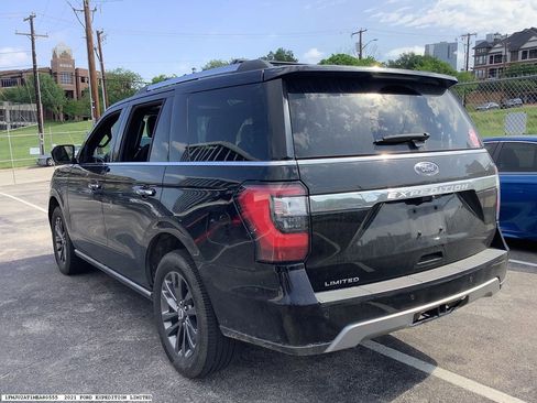 Used 2021 Ford Expedition Limited image 4
