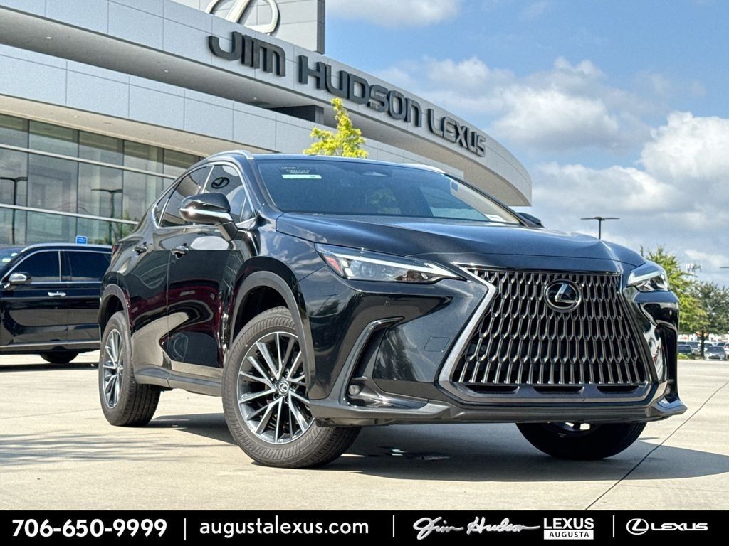Used 2025 Lexus NX 250 FWD w/ Towing Package (2000 Lbs) image 1