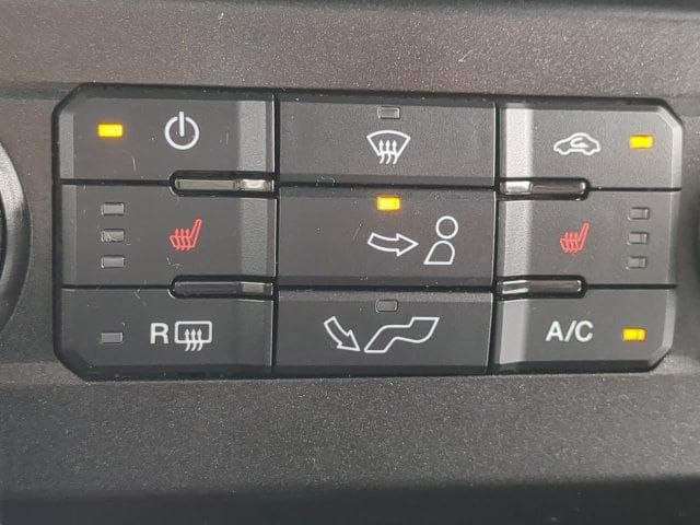 Used 2019 Ford F150 XLT w/ Equipment Group 302A Luxury AWD/4WD image 22