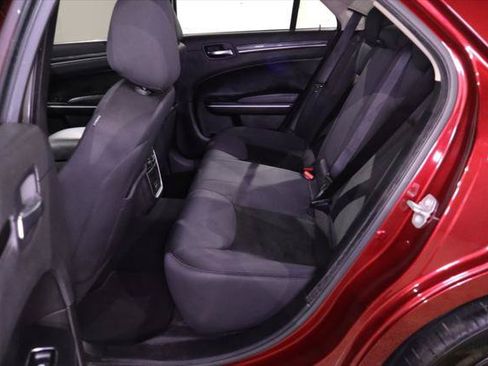 Used 2022 Chrysler 300 Touring w/ Sport Appearance Package RWD image 27