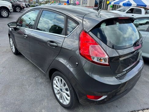 Used 2018 Ford Fiesta Titanium image 4