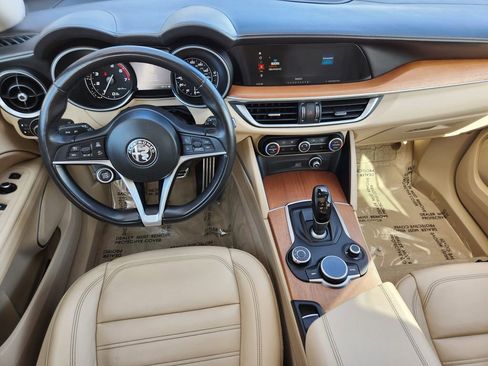 Used 2019 Alfa Romeo Stelvio Ti Lusso w/ Quick Order Package 22X Lusso image 15