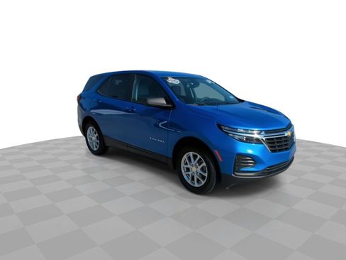 Certified 2024 Chevrolet Equinox LS w/ LPO, Cargo Package FWD image 2