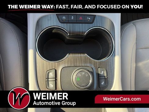 Used 2020 GMC Acadia SLT AWD/4WD image 30