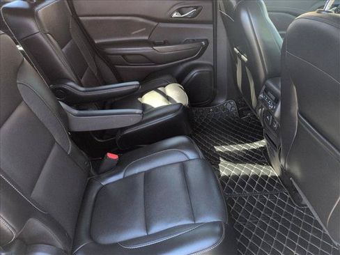 Used 2019 GMC Acadia SLT AWD/4WD image 21