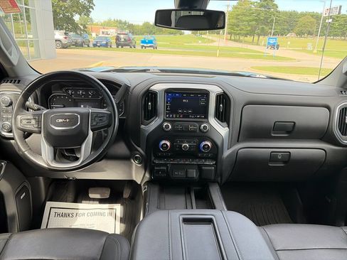 Used 2022 GMC Sierra 1500 SLT w/ SLT Premium Plus Package AWD/4WD image 12