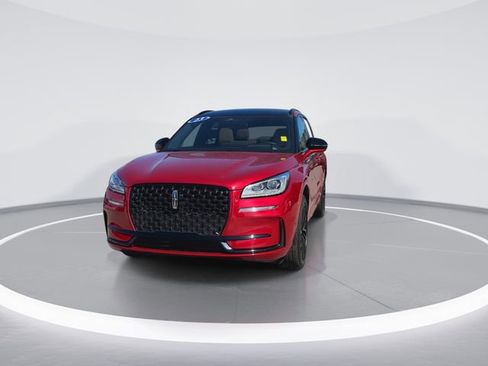 Used 2023 Lincoln Corsair Reserve w/ Equipment Group 202A FWD image 3