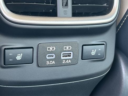 Certified 2025 Subaru Legacy Limited image 41