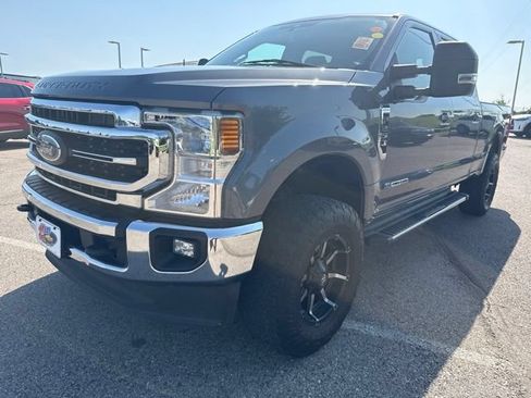 Used 2021 Ford F250 Lariat w/ Lariat Value Package AWD/4WD image 2