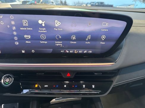 Used 2024 Buick Envision Sport Touring image 11