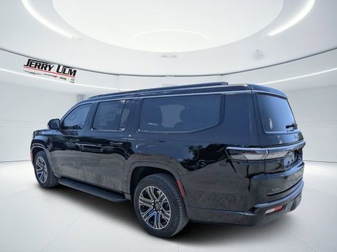 New 2026 Jeep Grand Wagoneer L 4WD w/ Premium Group I image 5