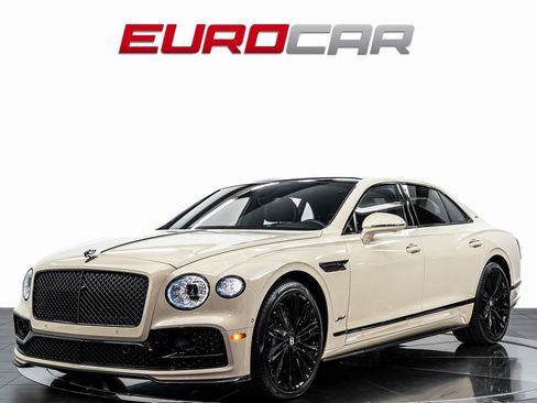 Used 2024 Bentley Flying Spur W12 image 1