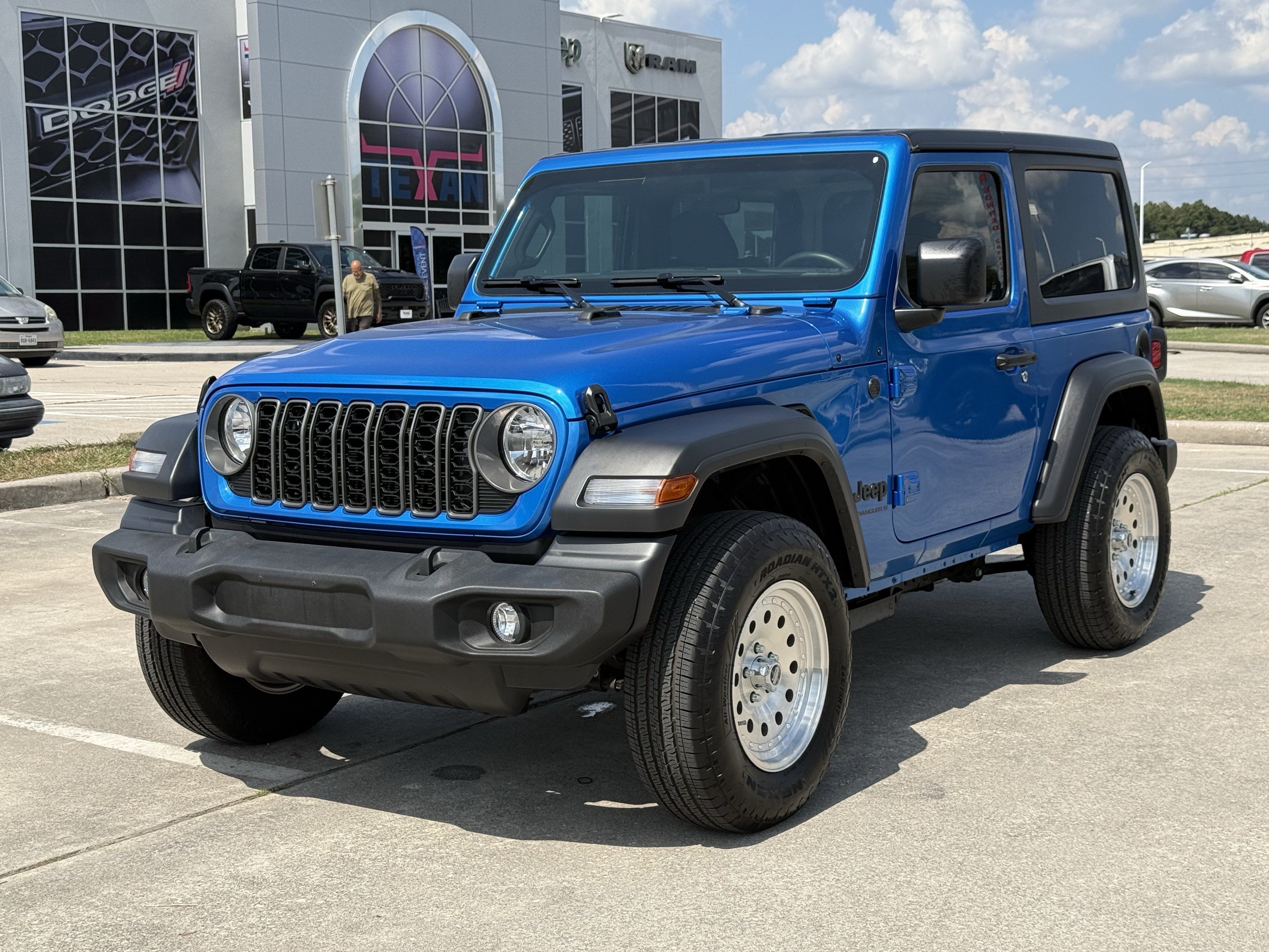 Used 2026 Jeep Wrangler Sport AWD/4WD image 10