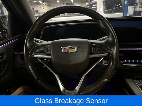 Used 2021 Cadillac Escalade Premium Luxury image 32