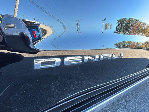 Certified 2024 GMC Sierra 1500 Denali Ultimate image 10