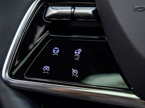 Certified 2025 Cadillac Lyriq Luxury w/ LPO, Floor Liner Package image 25