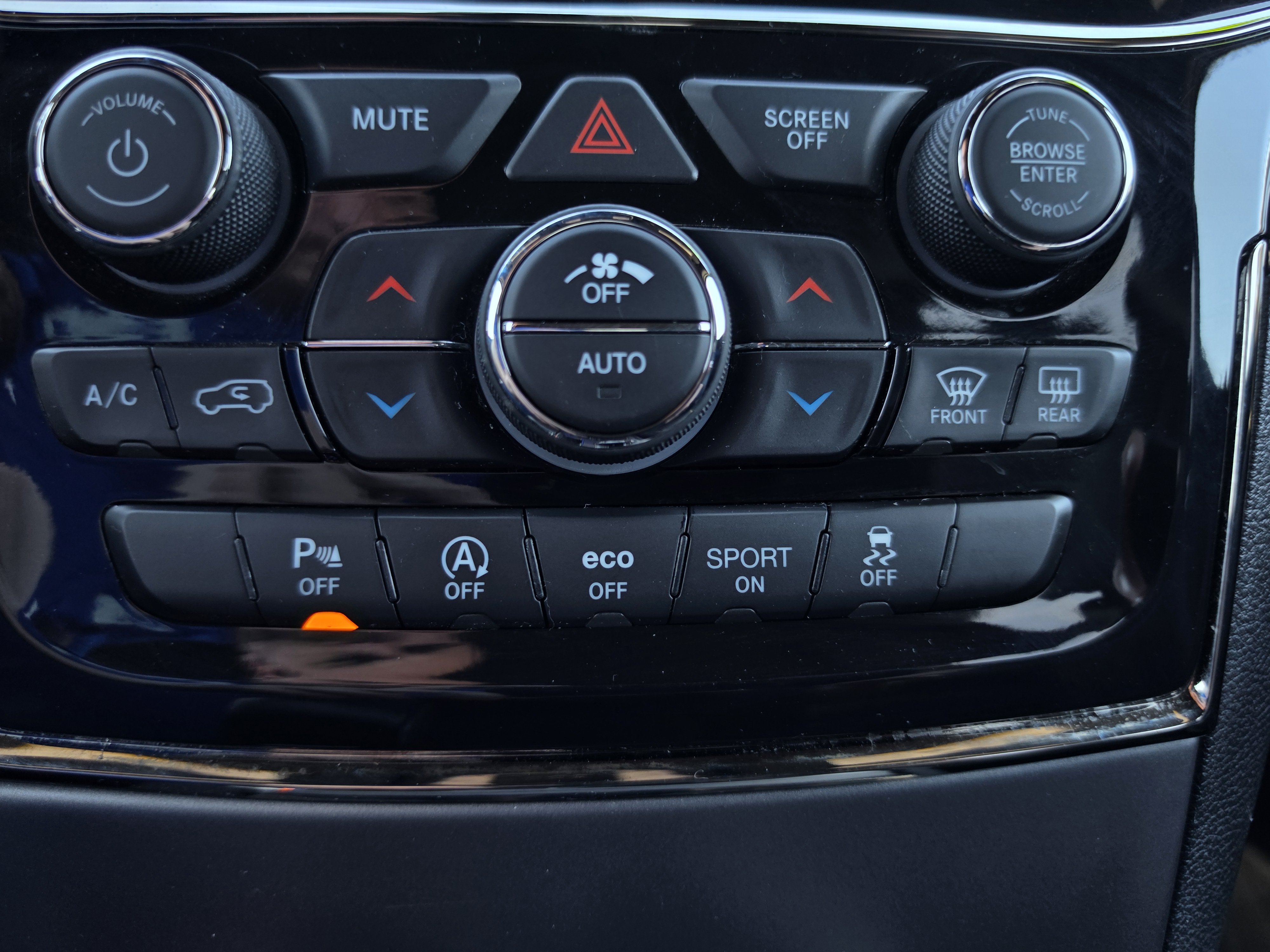 Used 2021 Jeep Grand Cherokee Limited X AWD/4WD image 29