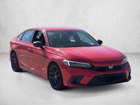 Used 2024 Honda Civic Sport image 3