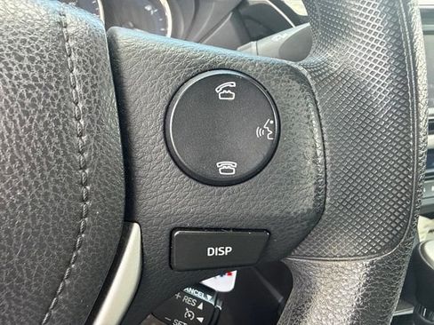 Used 2016 Toyota Corolla LE FWD image 19