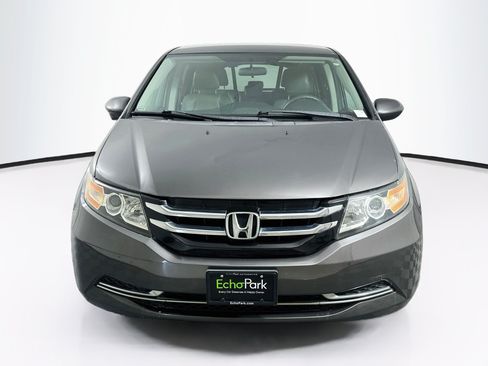 Used 2016 Honda Odyssey SE image 2