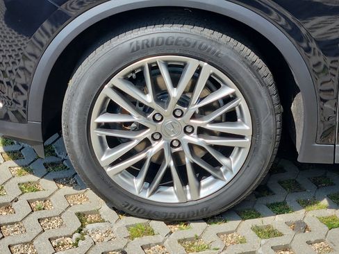 Certified 2023 Acura MDX SH-AWD w/ Advance Package image 9