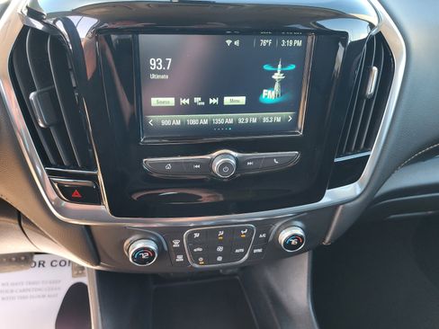 Used 2019 Chevrolet Traverse LS FWD image 17