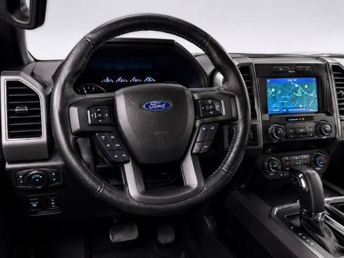 Used 2019 Ford F150 XLT w/ Equipment Group 302A Luxury AWD/4WD image 22