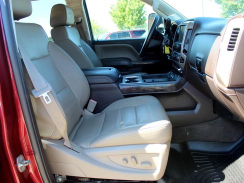 Used 2015 GMC Sierra 2500 Denali w/ Duramax Plus Package image 23