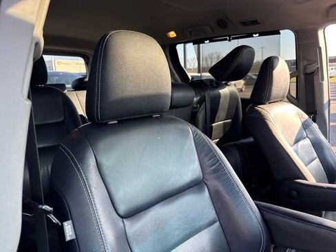 Used 2017 Toyota Sienna SE image 28