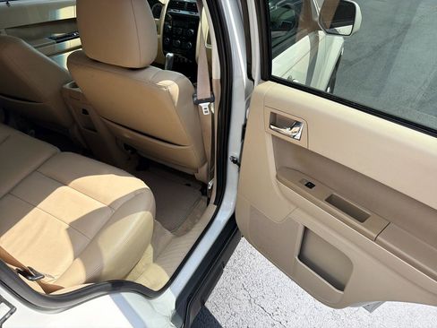 Used 2009 Ford Escape Limited FWD image 27