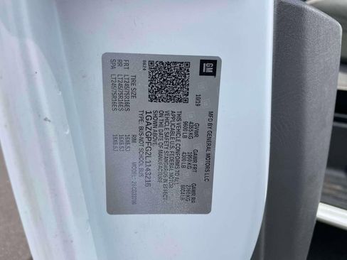 Used 2020 Chevrolet Express 3500 LT w/ LT Preferred Equipment Group image 17