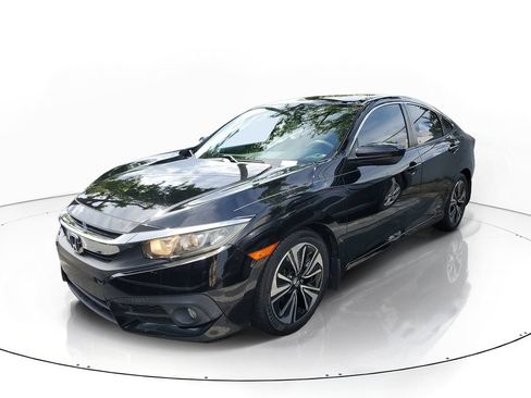 Used 2016 Honda Civic EX-T image 2