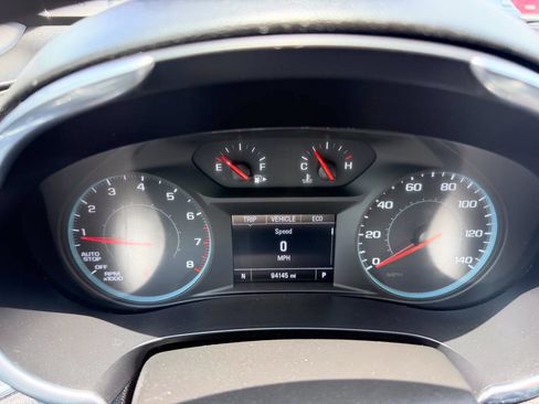 Used 2021 Chevrolet Malibu LT FWD image 35