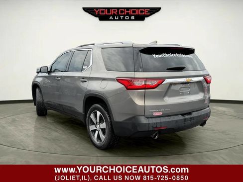 Used 2018 Chevrolet Traverse LT image 3
