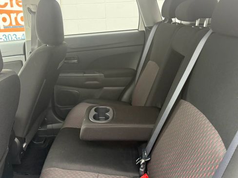 Used 2018 Mitsubishi Outlander Sport ES image 19