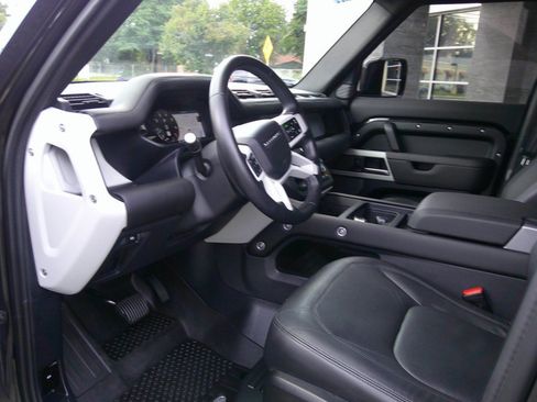 Used 2024 Land Rover Defender 110 S AWD/4WD image 5