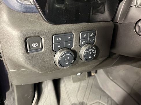 Certified 2022 Chevrolet Silverado 1500 High Country image 26