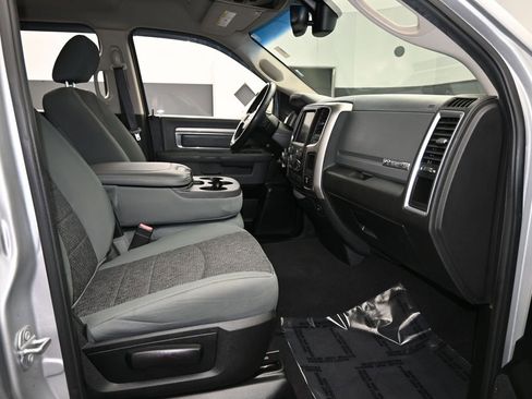 Used 2018 RAM 1500 Big Horn image 42