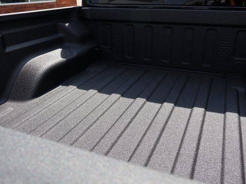 New 2025 Jeep Gladiator Sport image 33