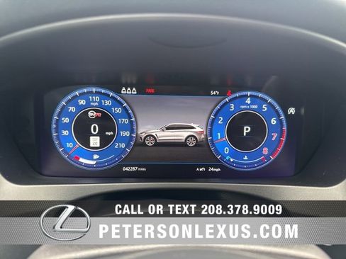 Used 2020 Jaguar F-PACE SVR image 28